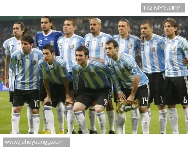 70年代阿根廷足球传奇球星风采回顾及其对全球足球的深远影响 70年代阿根廷足球传奇球星风采回顾及其对全球足球的深远影响